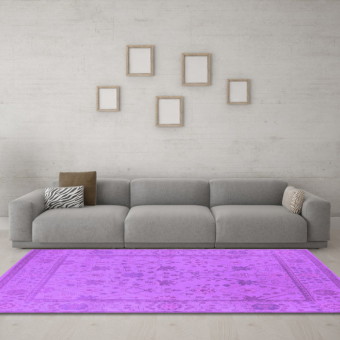 Machine Washable Oriental Purple Industrial Area Rugs in a Living Room, wshurb1664pur