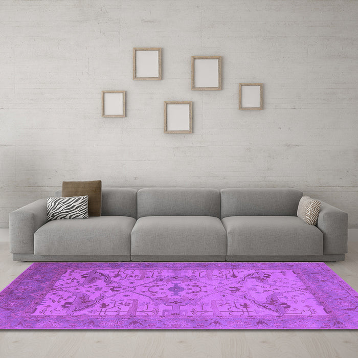 Machine Washable Oriental Purple Industrial Area Rugs in a Living Room, wshurb1666pur