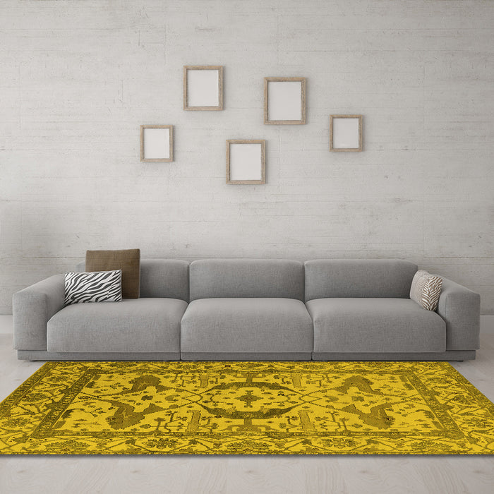 Machine Washable Oriental Yellow Industrial Rug in a Living Room, wshurb1672yw