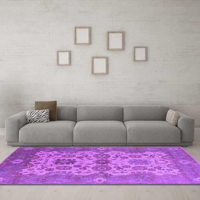 Machine Washable Oriental Purple Industrial Area Rugs in a Living Room, wshurb1673pur