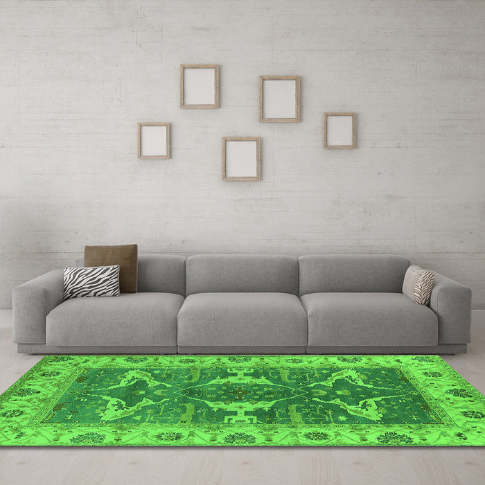 Machine Washable Oriental Green Industrial Area Rugs in a Living Room,, wshurb1674grn