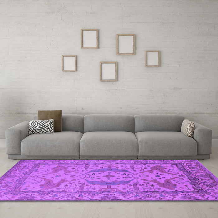 Machine Washable Oriental Purple Industrial Area Rugs in a Living Room, wshurb1675pur