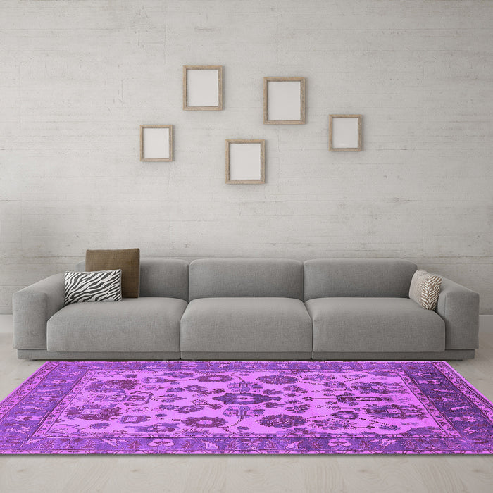 Machine Washable Oriental Purple Industrial Area Rugs in a Living Room, wshurb1677pur