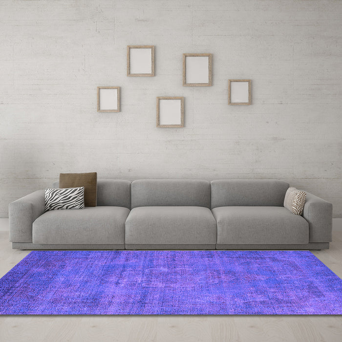 Machine Washable Oriental Purple Industrial Area Rugs in a Living Room, wshurb1678pur