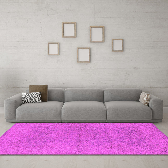 Machine Washable Oriental Pink Industrial Rug in a Living Room, wshurb1682pnk