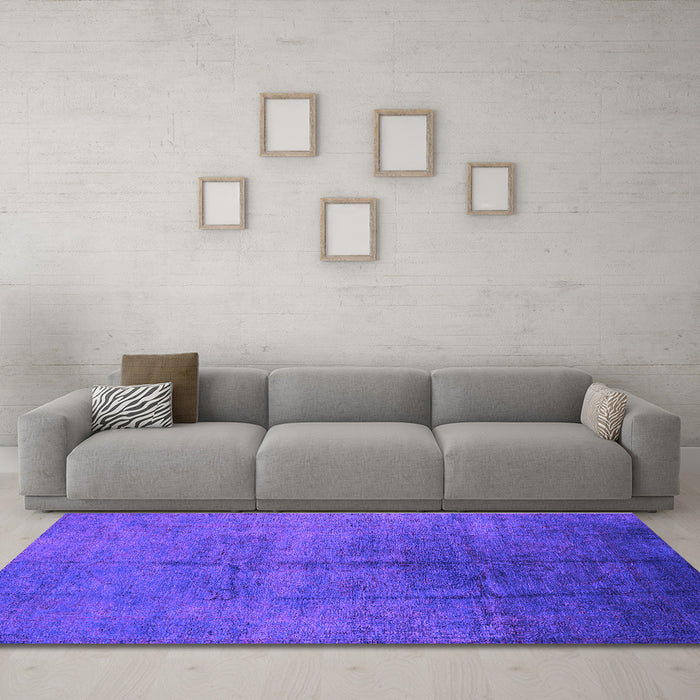 Machine Washable Oriental Purple Industrial Area Rugs in a Living Room, wshurb1686pur