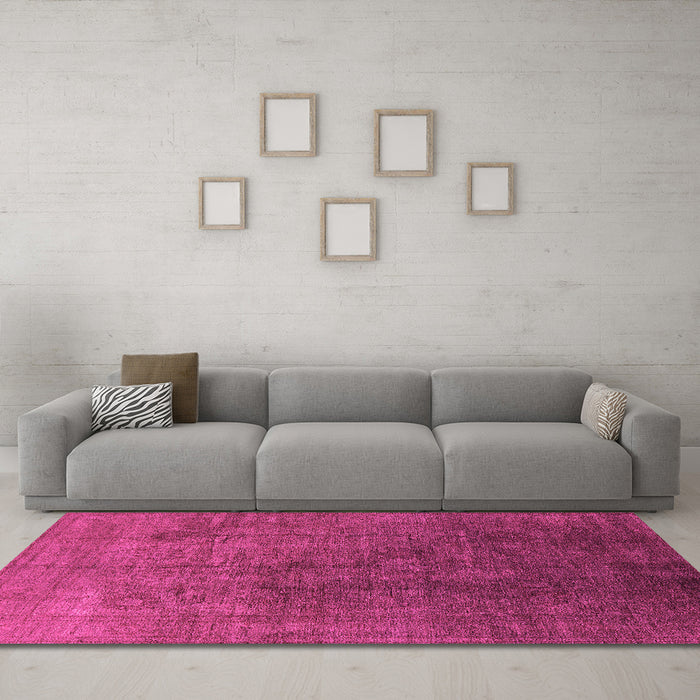 Machine Washable Oriental Pink Industrial Rug in a Living Room, wshurb1689pnk