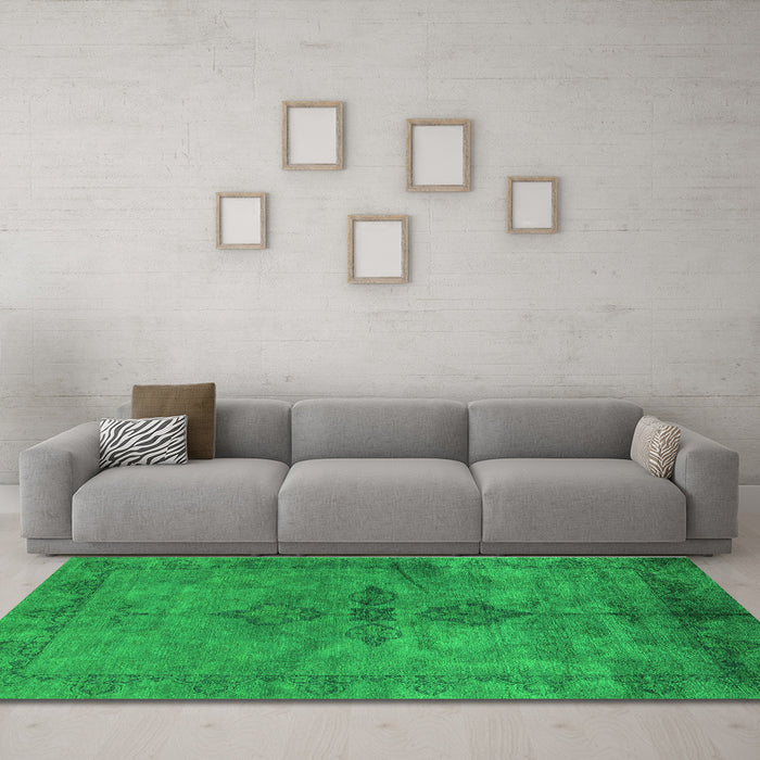 Machine Washable Oriental Green Industrial Area Rugs in a Living Room,, wshurb1691grn
