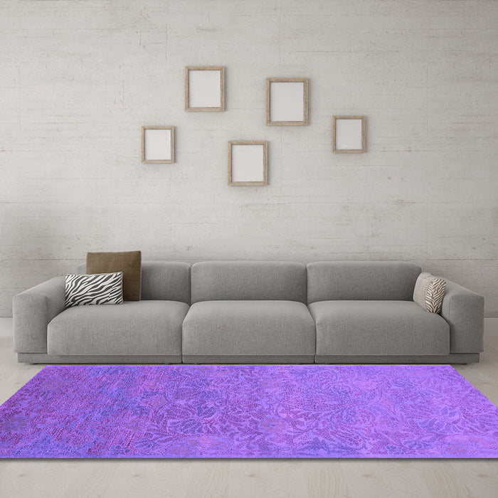 Machine Washable Oriental Purple Industrial Area Rugs in a Living Room, wshurb1693pur