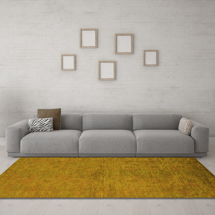 Machine Washable Oriental Yellow Industrial Rug in a Living Room, wshurb1698yw