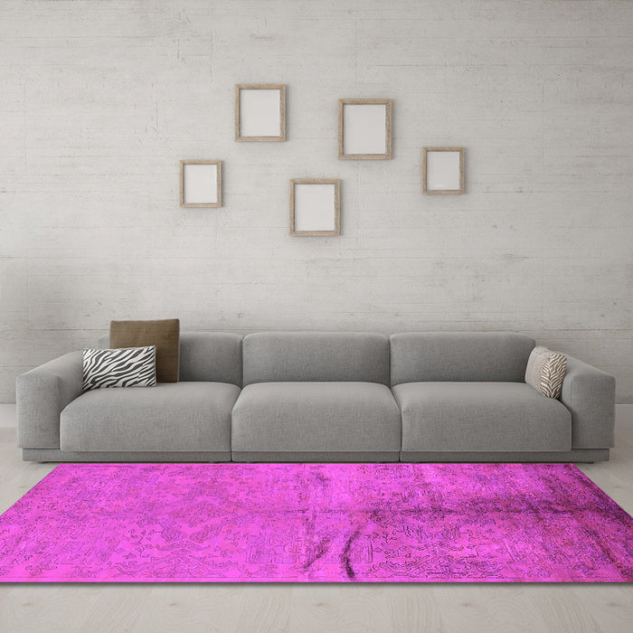 Machine Washable Oriental Pink Industrial Rug in a Living Room, wshurb1701pnk