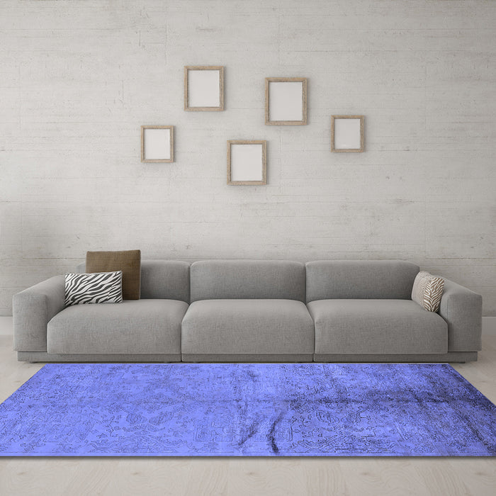 Machine Washable Oriental Blue Industrial Rug in a Living Room, wshurb1701blu
