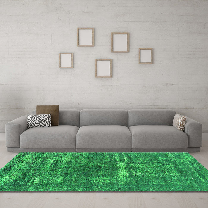Machine Washable Oriental Green Industrial Area Rugs in a Living Room,, wshurb1703grn