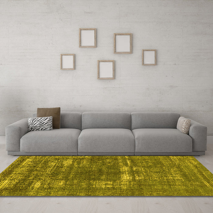 Machine Washable Oriental Yellow Industrial Rug in a Living Room, wshurb1703yw