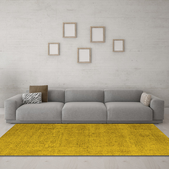 Machine Washable Oriental Yellow Industrial Rug in a Living Room, wshurb1705yw