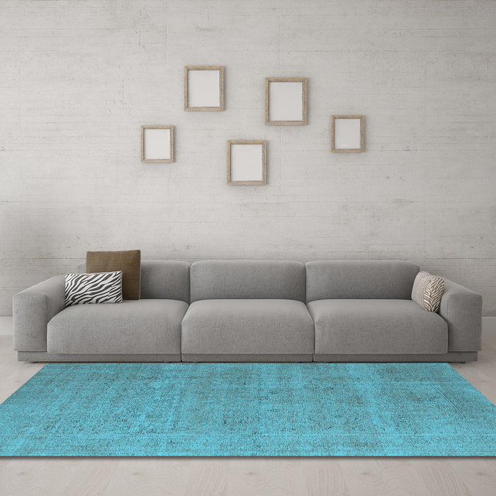 Machine Washable Oriental Light Blue Industrial Rug in a Living Room, wshurb1705lblu