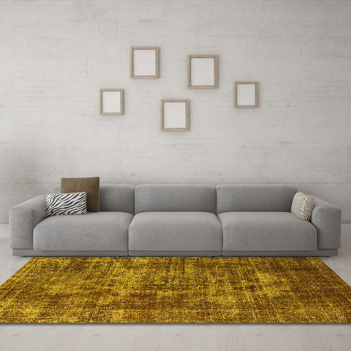 Machine Washable Oriental Yellow Industrial Rug in a Living Room, wshurb1709yw