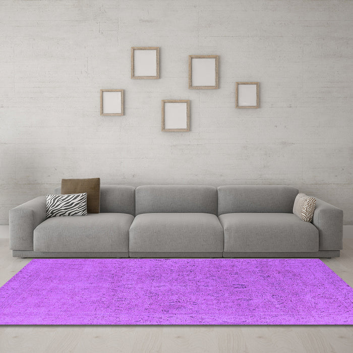 Machine Washable Oriental Purple Industrial Area Rugs in a Living Room, wshurb1713pur