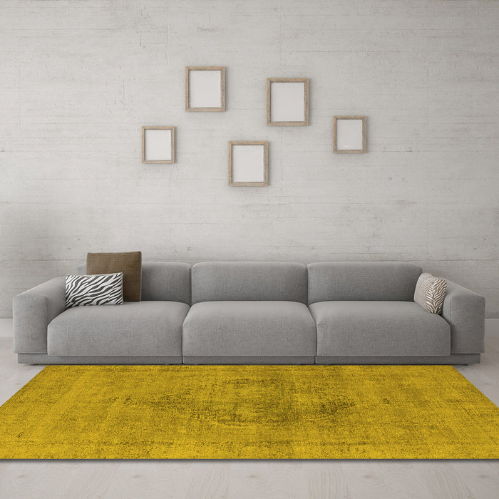 Machine Washable Oriental Yellow Industrial Rug in a Living Room, wshurb1716yw