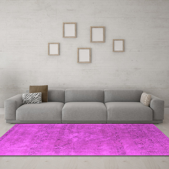 Machine Washable Oriental Pink Industrial Rug in a Living Room, wshurb1722pnk