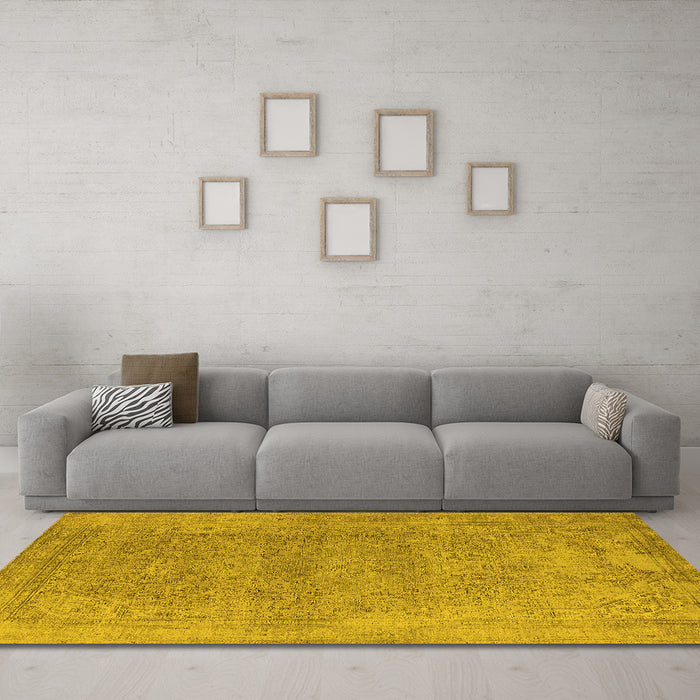 Machine Washable Oriental Yellow Industrial Rug in a Living Room, wshurb1723yw