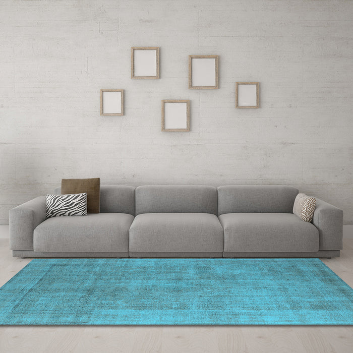 Machine Washable Oriental Light Blue Industrial Rug in a Living Room, wshurb1727lblu