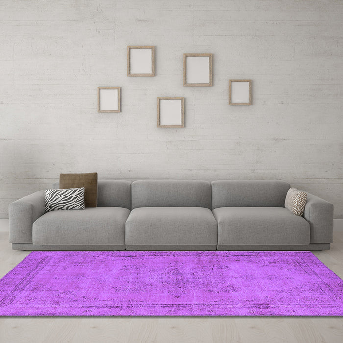Machine Washable Oriental Purple Industrial Area Rugs in a Living Room, wshurb1728pur