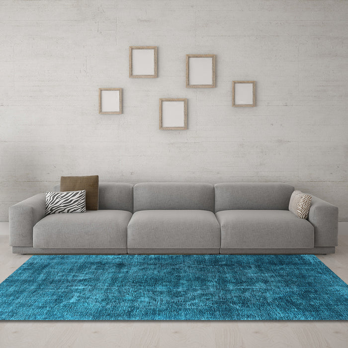 Machine Washable Oriental Light Blue Industrial Rug in a Living Room, wshurb1729lblu