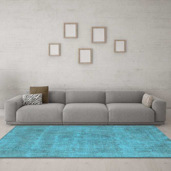 Machine Washable Oriental Light Blue Industrial Rug in a Living Room, wshurb1731lblu