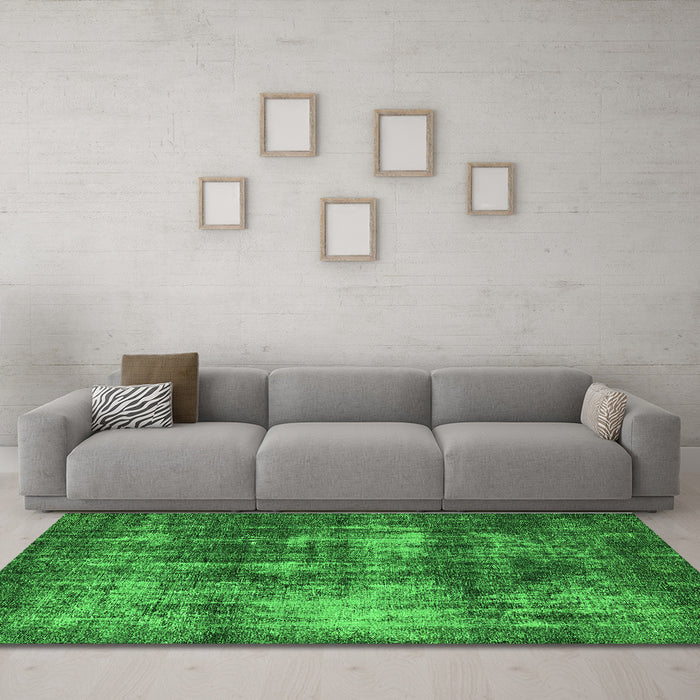 Machine Washable Oriental Green Industrial Area Rugs in a Living Room,, wshurb1736grn