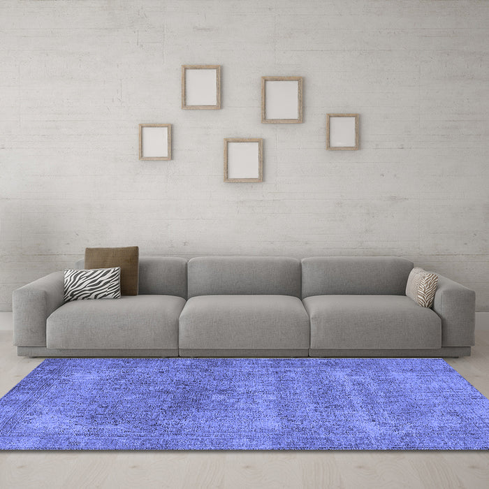 Machine Washable Oriental Blue Industrial Rug in a Living Room, wshurb1739blu