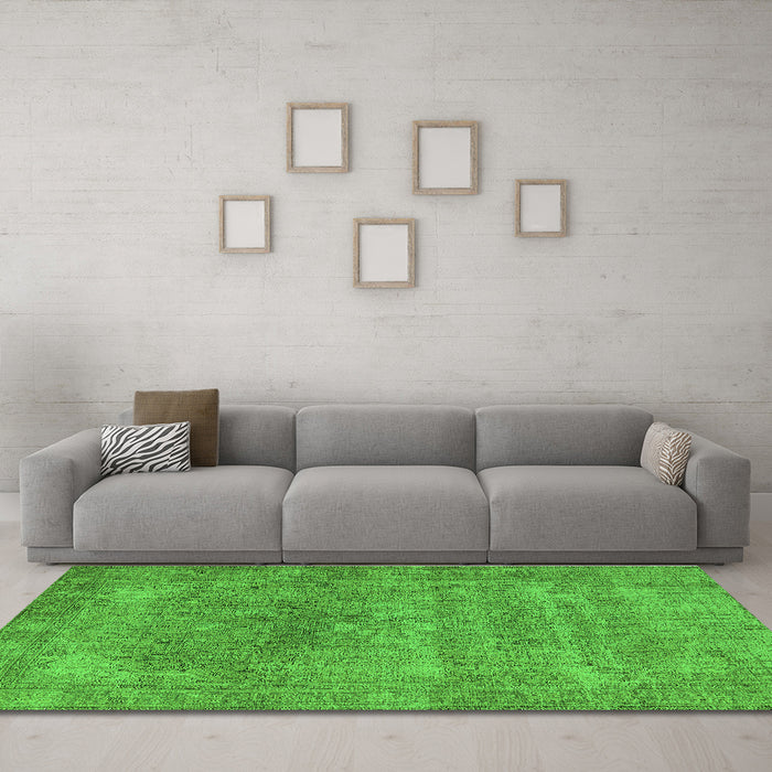 Machine Washable Oriental Green Industrial Area Rugs in a Living Room,, wshurb1739grn