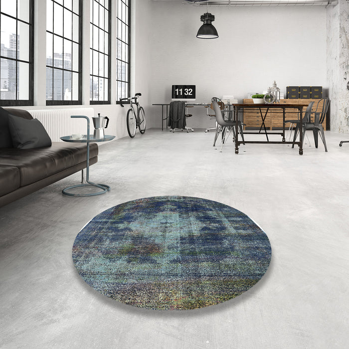 Round Mid-Century Modern Light Slate Gray Oriental Rug in a Office, urb1741