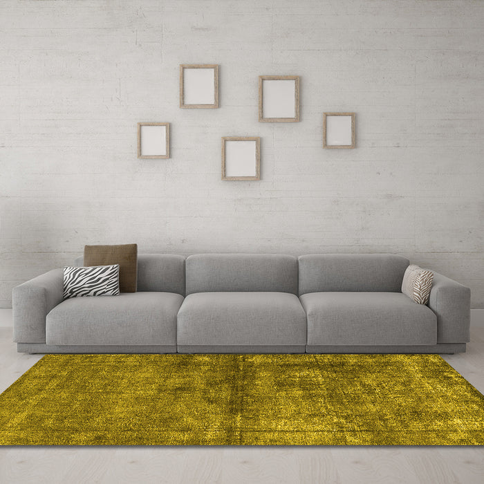 Machine Washable Oriental Yellow Industrial Rug in a Living Room, wshurb1743yw
