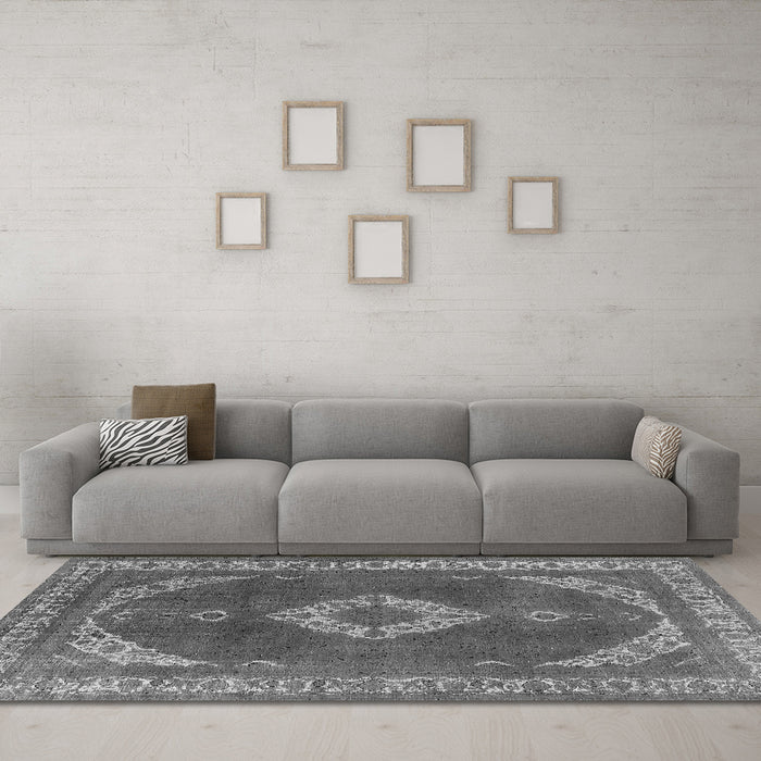 Machine Washable Oriental Gray Industrial Rug in a Living Room,, wshurb1750gry