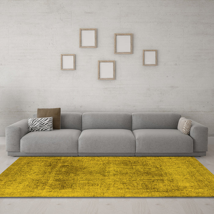 Machine Washable Oriental Yellow Industrial Rug in a Living Room, wshurb1752yw