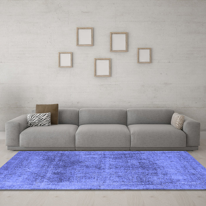 Machine Washable Oriental Blue Industrial Rug in a Living Room, wshurb1752blu