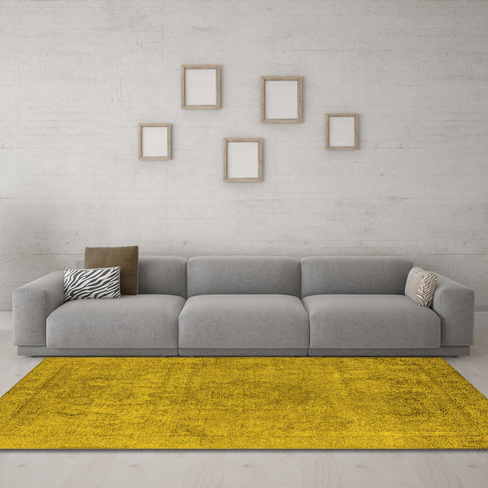 Machine Washable Oriental Yellow Industrial Rug in a Living Room, wshurb1753yw