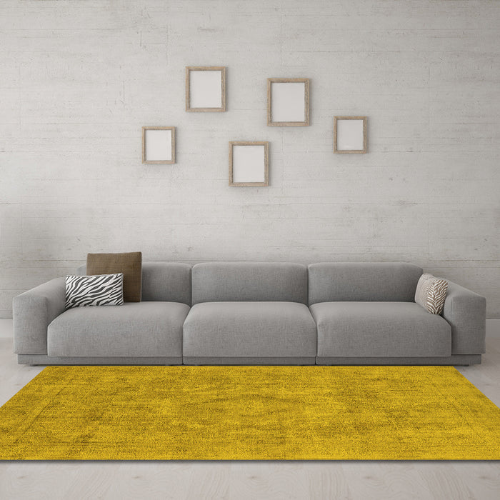 Machine Washable Oriental Yellow Industrial Rug in a Living Room, wshurb1754yw
