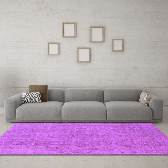 Machine Washable Oriental Purple Industrial Area Rugs in a Living Room, wshurb1755pur