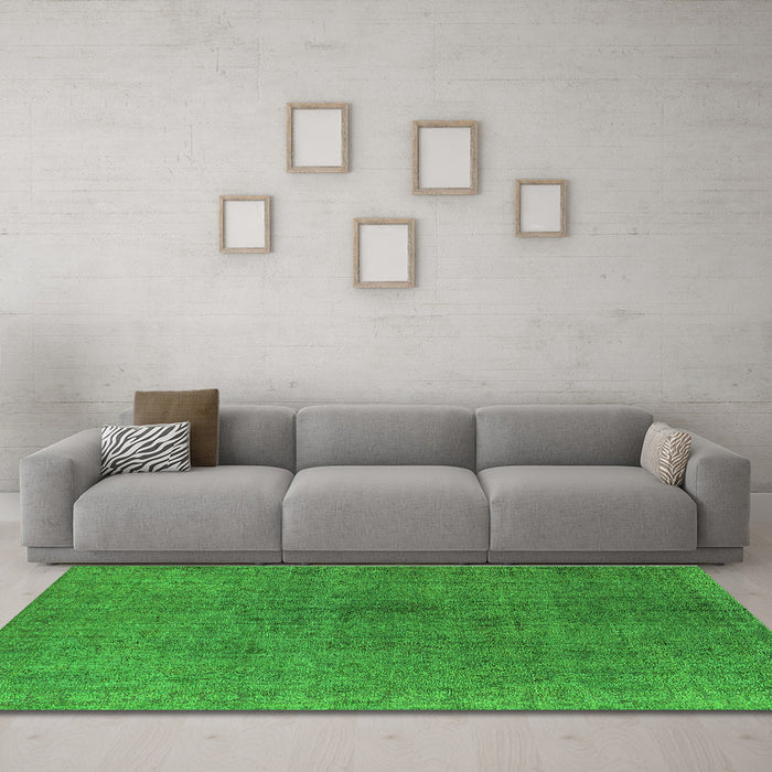 Machine Washable Oriental Green Industrial Area Rugs in a Living Room,, wshurb1763grn