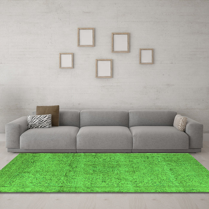Machine Washable Oriental Green Industrial Area Rugs in a Living Room,, wshurb1764grn
