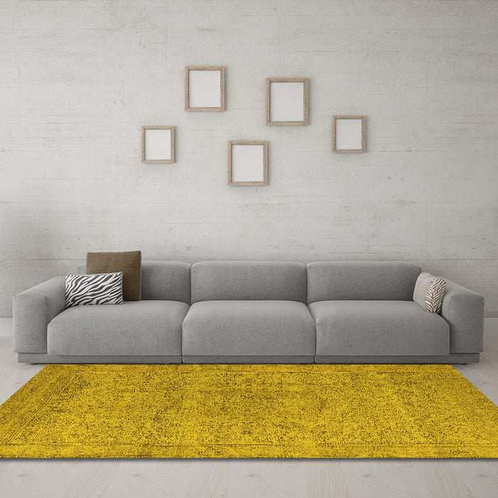 Machine Washable Oriental Yellow Industrial Rug in a Living Room, wshurb1764yw