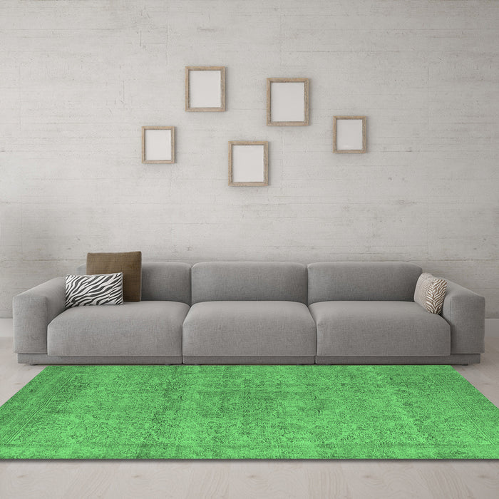 Machine Washable Oriental Emerald Green Industrial Area Rugs in a Living Room,, wshurb1764emgrn