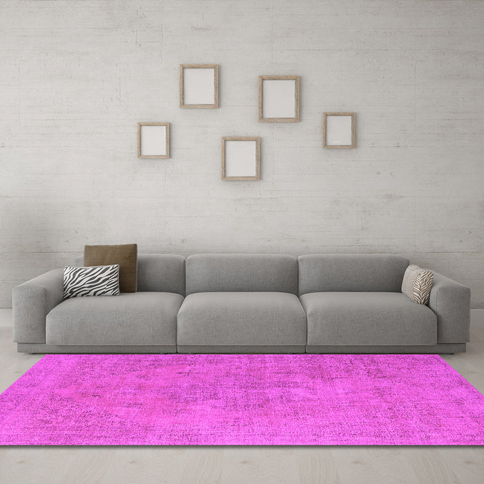 Machine Washable Oriental Pink Industrial Rug in a Living Room, wshurb1766pnk
