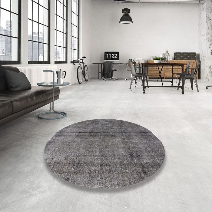 Round Machine Washable Industrial Modern Gray Rug in a Office, wshurb1768