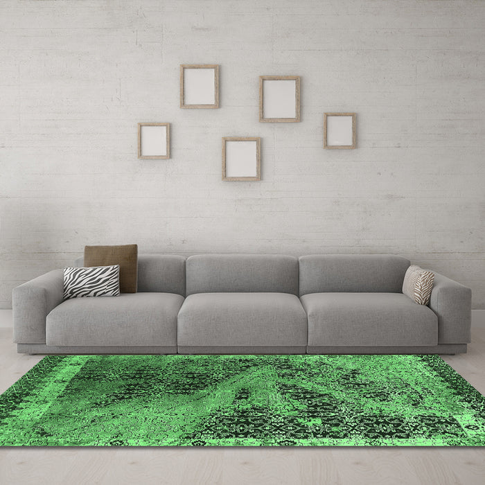 Machine Washable Oriental Emerald Green Industrial Area Rugs in a Living Room,, wshurb1771emgrn