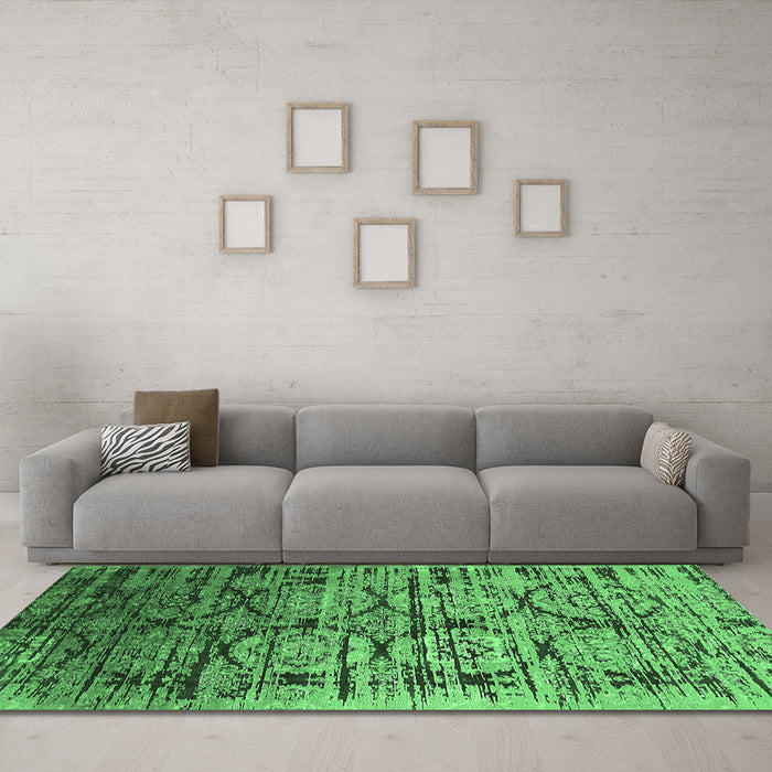 Machine Washable Oriental Emerald Green Industrial Area Rugs in a Living Room,, wshurb1773emgrn