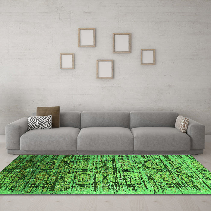 Machine Washable Oriental Green Industrial Area Rugs in a Living Room,, wshurb1773grn