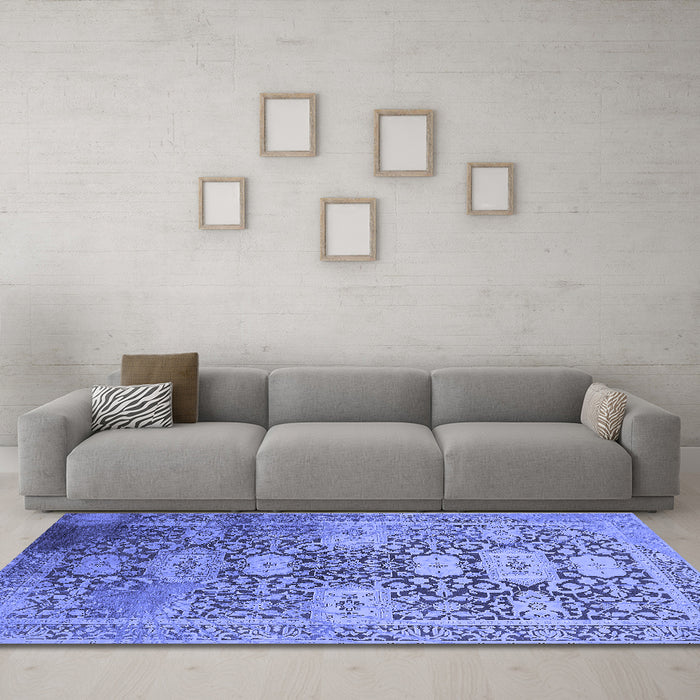Machine Washable Oriental Blue Industrial Rug in a Living Room, wshurb1774blu
